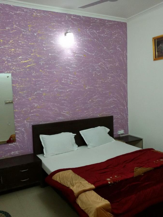 Hotel Aashiyana Agra  Zewnętrze zdjęcie