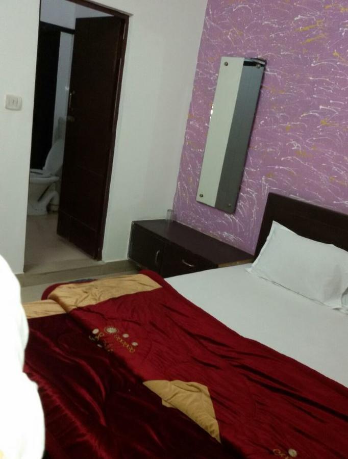 Hotel Aashiyana Agra  Zewnętrze zdjęcie